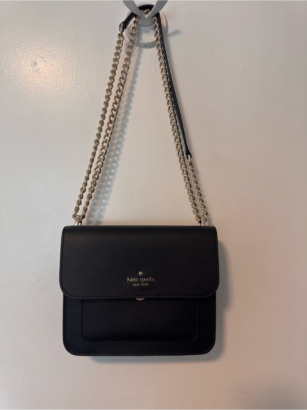 kate spade black leather shoulder bag with gold chain